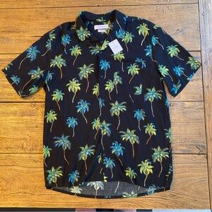 Urban Outfitters Black Button Down Shirt with Palm Tree Design NWT Resortware